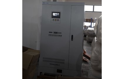 三相大功率全自動補償電力穩(wěn)壓器
